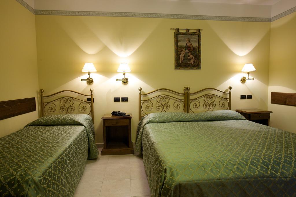 Campiglione Hotel Assisi Szoba fotó
